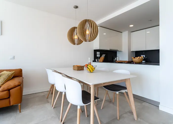 Luxury Penthouse With Rooftop Lägenhet