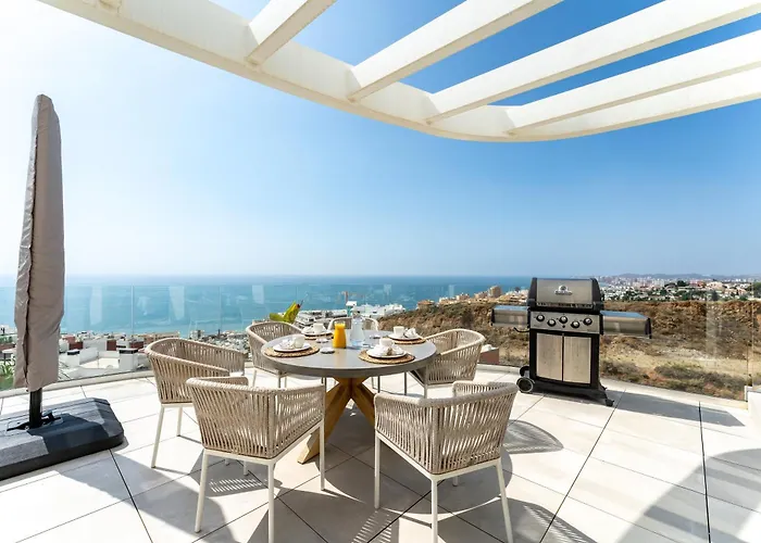 Luxury Penthouse With Rooftop Fuengirola