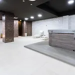 Luxury Penthouse With Rooftop Apartment *