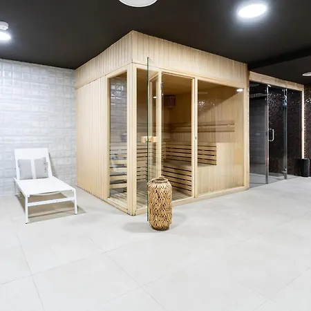 דירה Luxury Penthouse With Rooftop