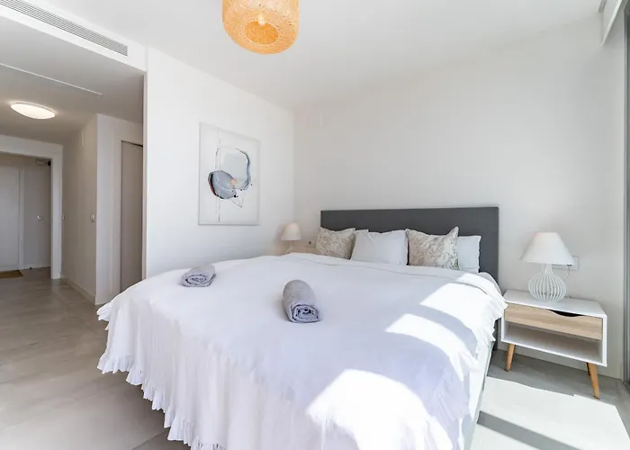 Luxury Penthouse With Rooftop Fuengirola