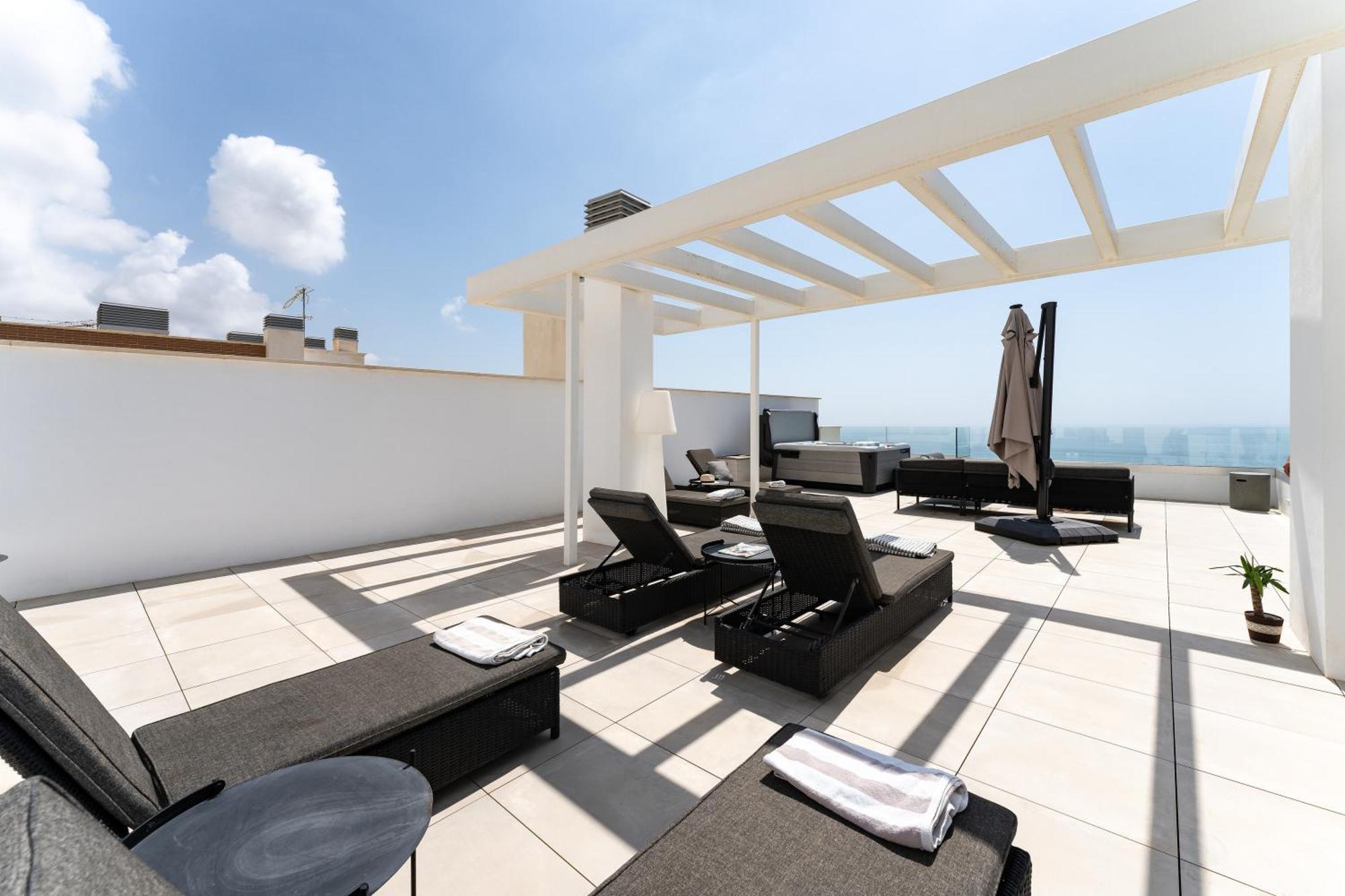 Apartment Luxury Penthouse With Rooftop Fuengirola, Spain - book now ...